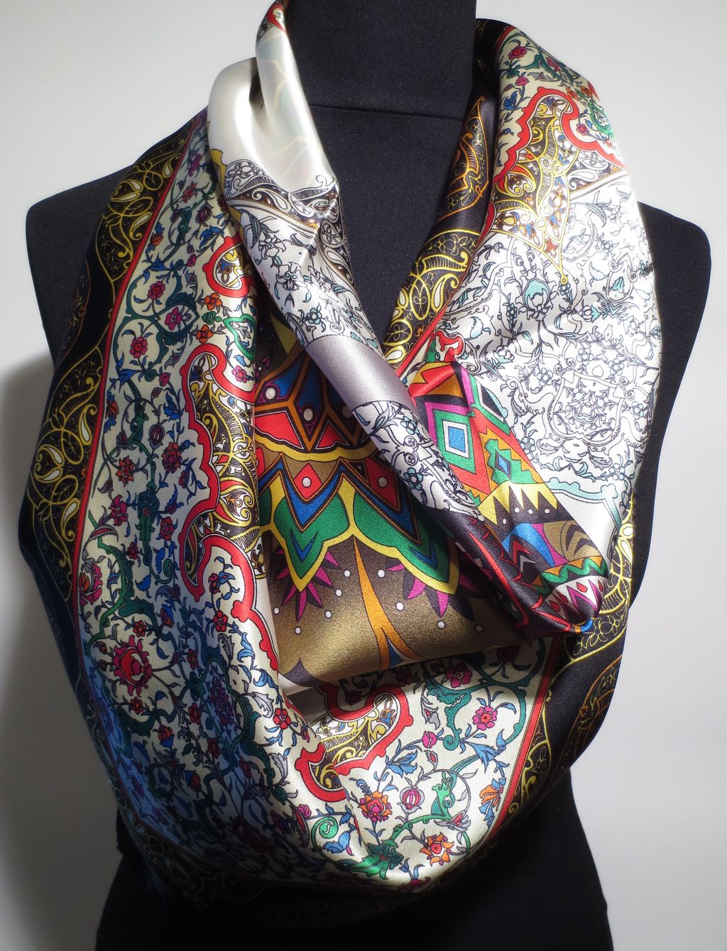 Pure silk square scarf 46506 - Azalea Bellagio - Silk of Como