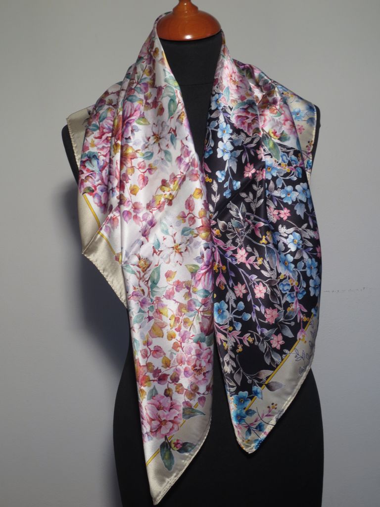 Pure silk square scarf 47046 - Azalea Bellagio - Silk of Como